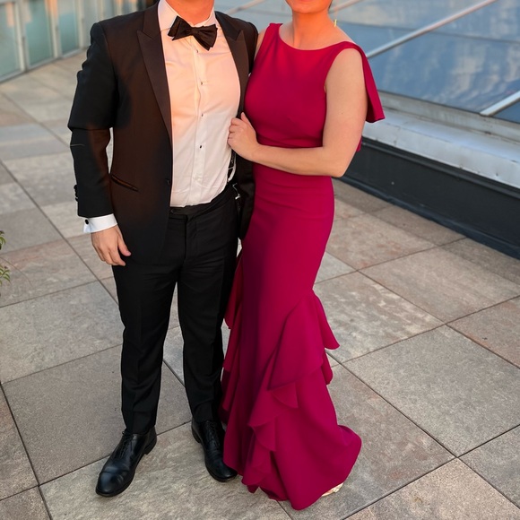 Theia Raspberry ruffle gown size 2/4 - Picture 3 of 6